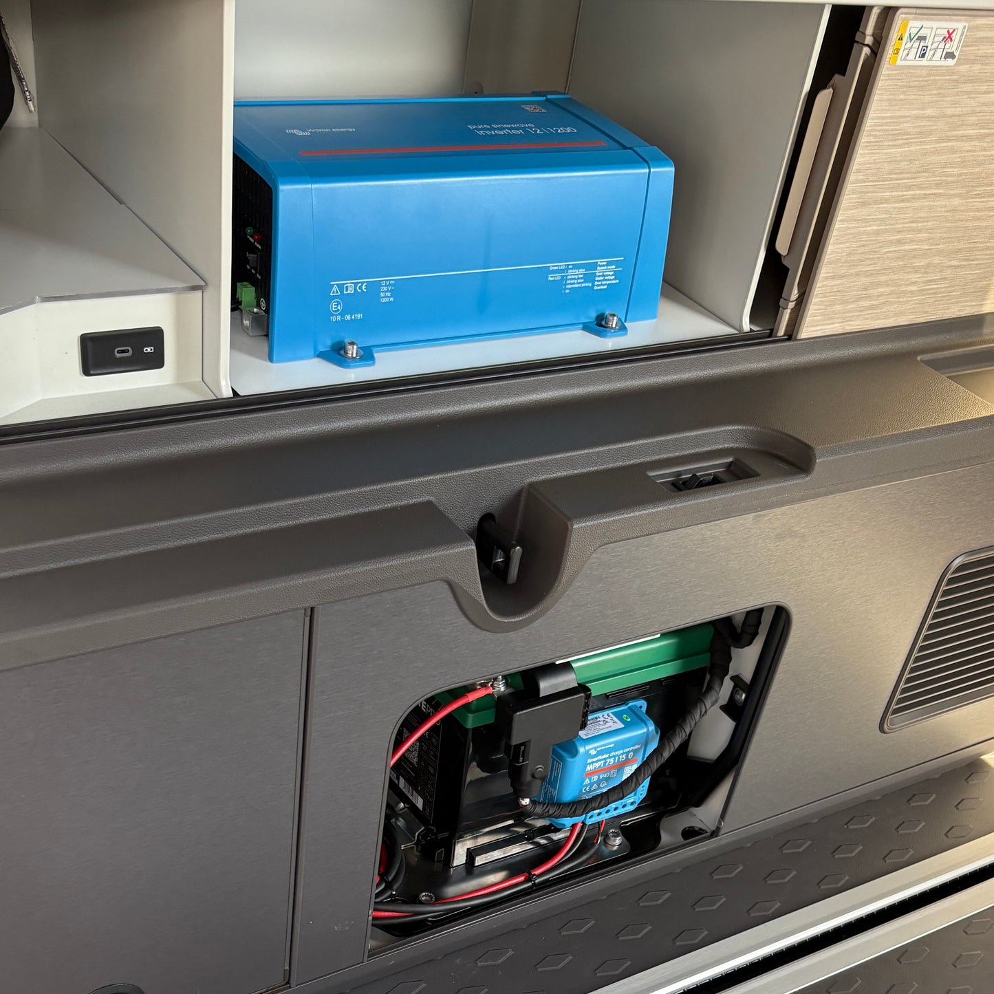 Batterieschmiede AutarkiepaketPRO Volkswagen California T7 Coast / Ocean